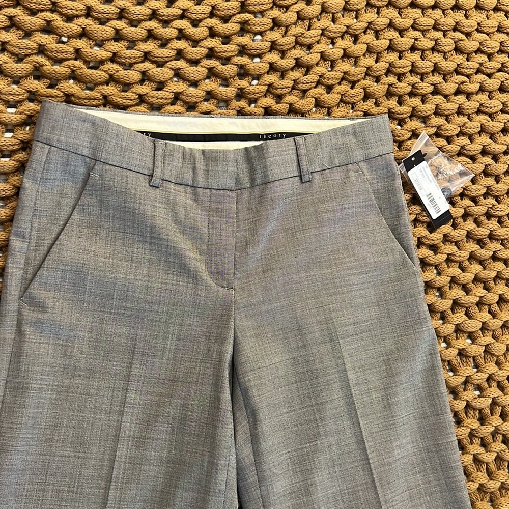 Theory gray Sinclair Emery slacks size 6 - Picture 2 of 9